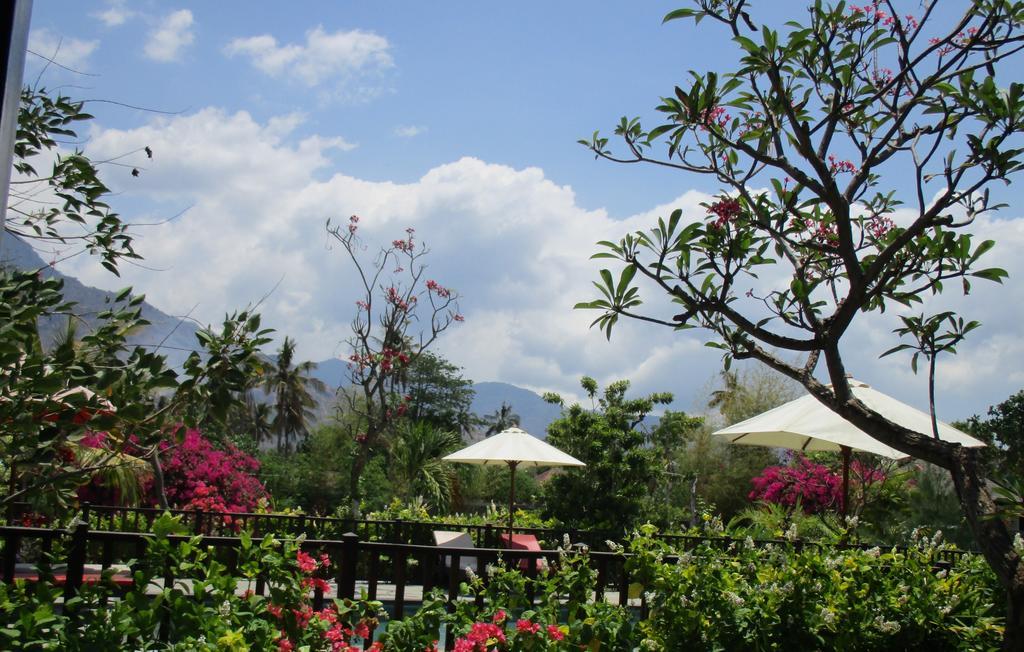 Taman Dewi Sri Villa Et Bungalow 페무테란 외부 사진