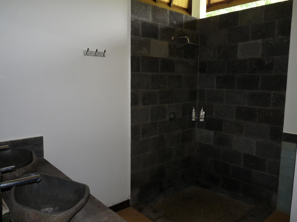 Taman Dewi Sri Villa Et Bungalow 페무테란 외부 사진