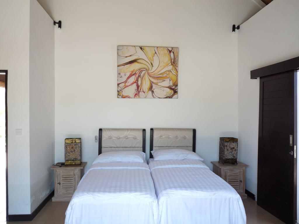 Taman Dewi Sri Villa Et Bungalow 페무테란 객실 사진