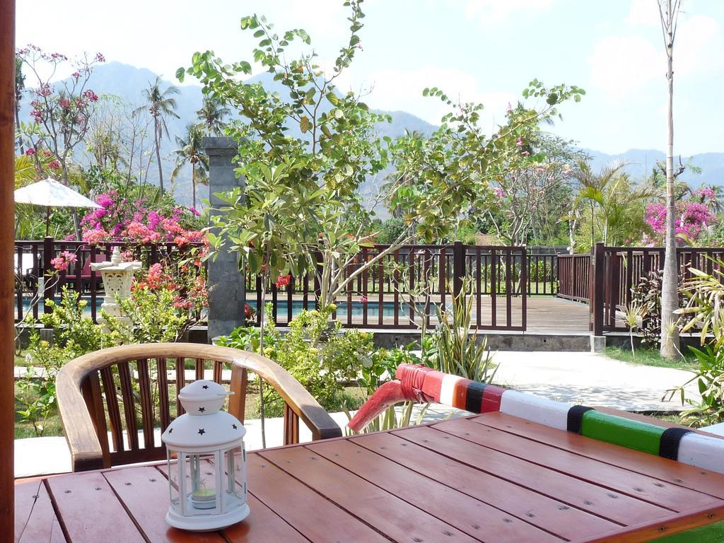 Taman Dewi Sri Villa Et Bungalow 페무테란 외부 사진
