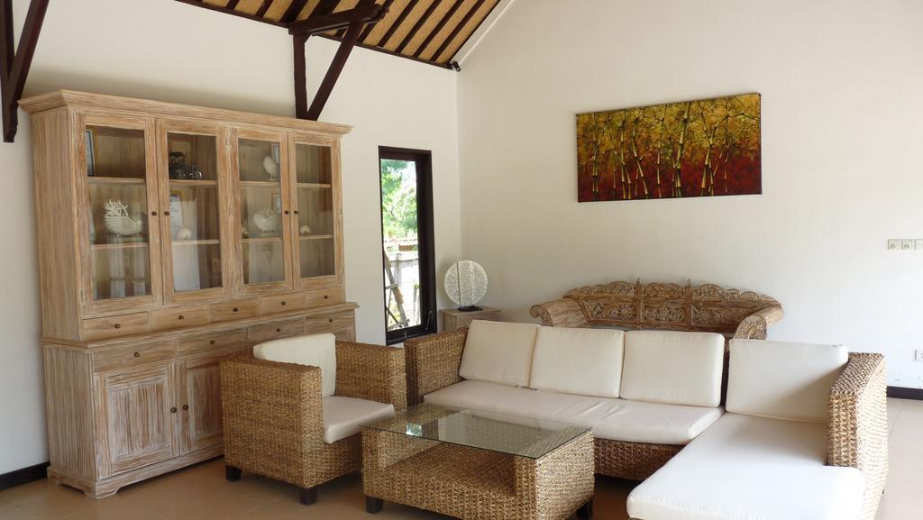 Taman Dewi Sri Villa Et Bungalow 페무테란 외부 사진