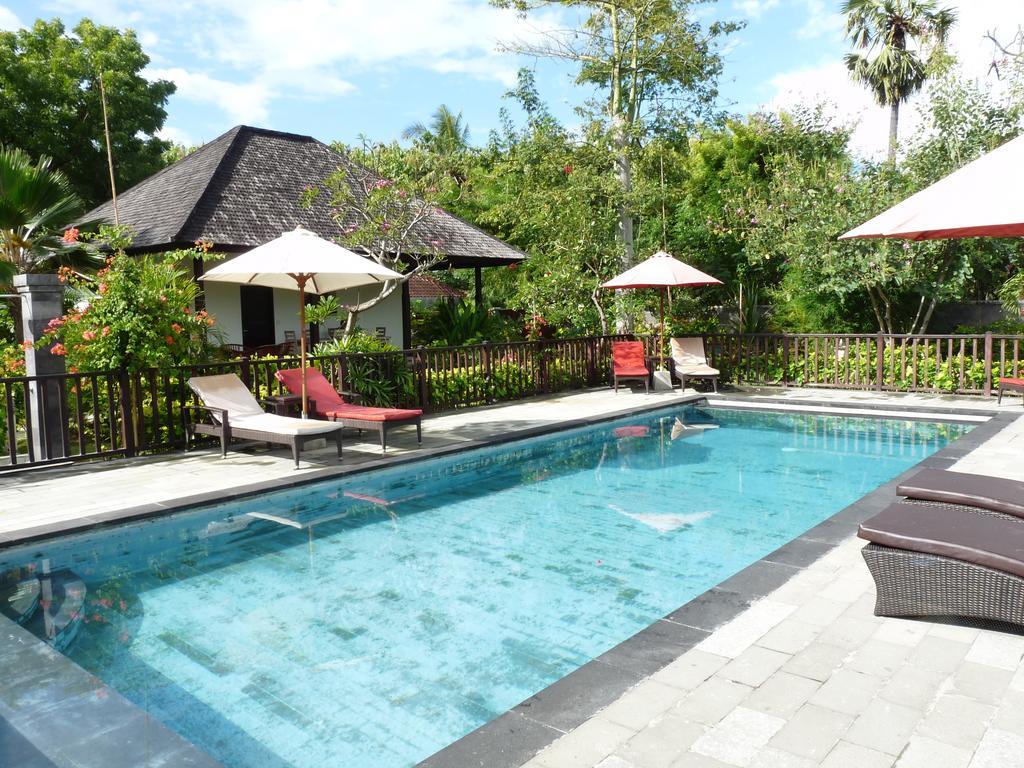 Taman Dewi Sri Villa Et Bungalow 페무테란 외부 사진