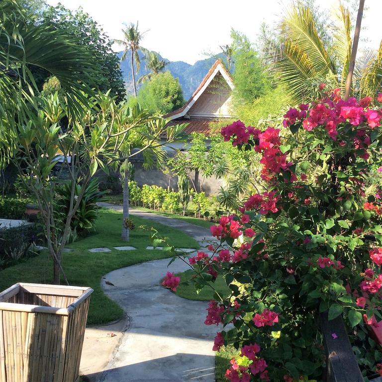 Taman Dewi Sri Villa Et Bungalow 페무테란 외부 사진